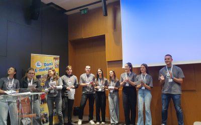 НАШИ УЧЕНИЦИ ПРЕДСТАВИЛИ ПРОЈЕКАТ „ГЛАЗБА ЛЕЧИ, БОЛЕСТ СПРЕЧИ“